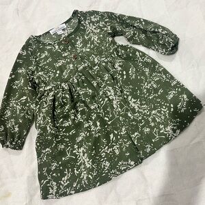 Bailey's Blossoms Puff Sleeve Dress Size 9-12 Months Green and White